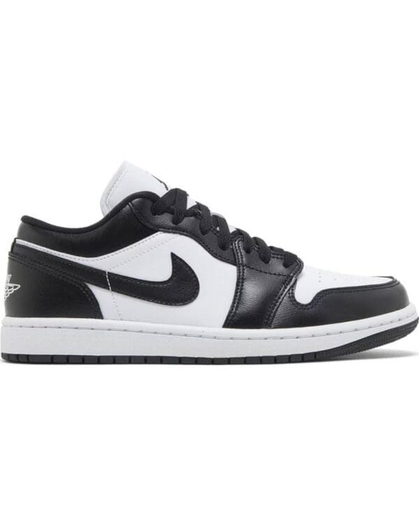 Nike Air Jordan 1 Low Panda prix Maroc 1